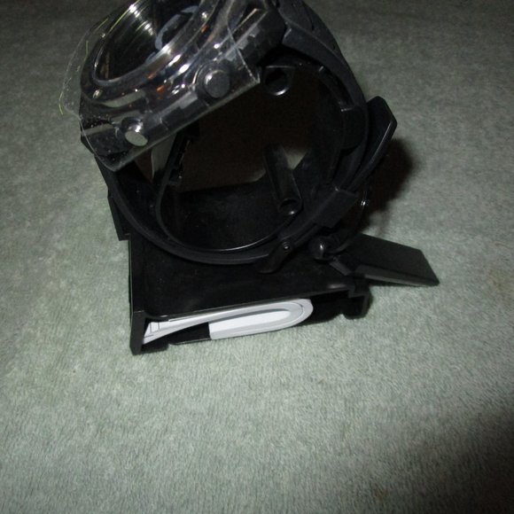 Men's Casio Watch - Picture 3 of 3